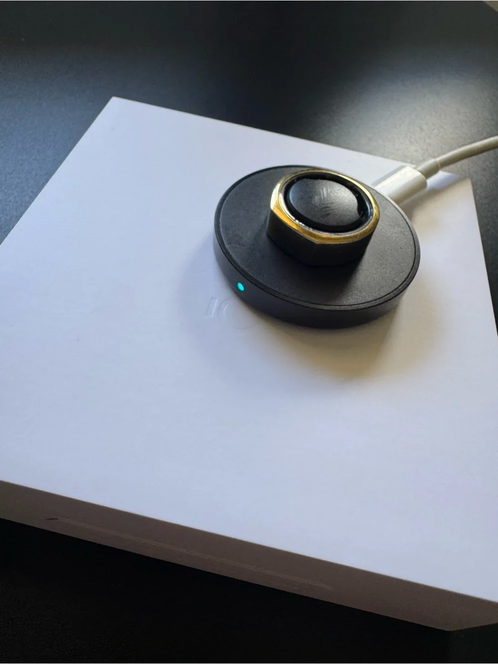 Oura ring Gen 3 Heritage ring size 8 gold (2-3 day battery life)